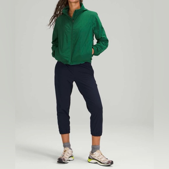 Lululemon Lightweight Hooded Jacket
Everglade Green - Picture 5 of 9